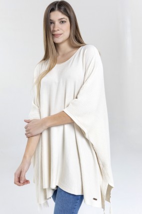 PONCHO AKIA
